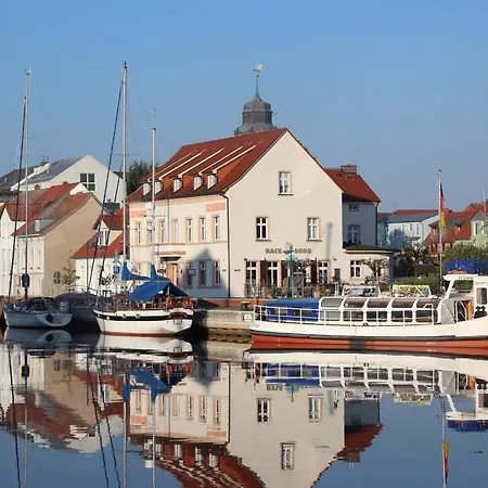 Haus Julian 2 Apartment Ueckermünde